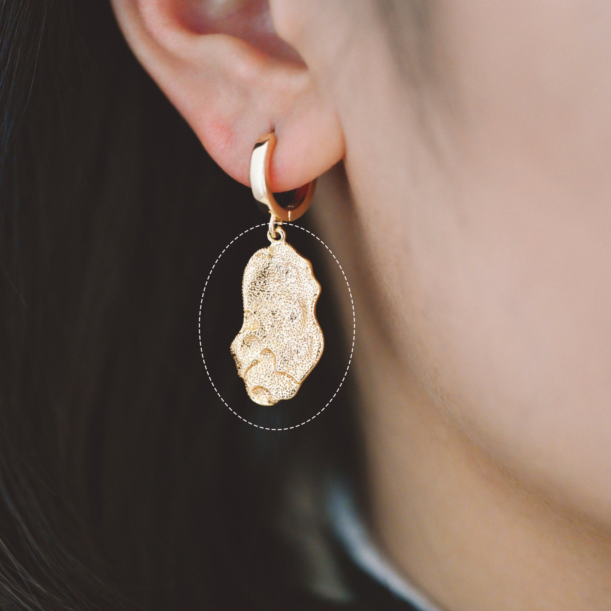 10pcs Gold plated Brass Hammered Charms, Gold Textured Pendants 25x14mm (GB-2977-F)